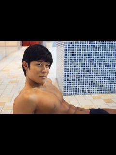 [x]「高画質」鈴木亮平写真集発売！画像をまとめました。スマスマ出演 - YouTube