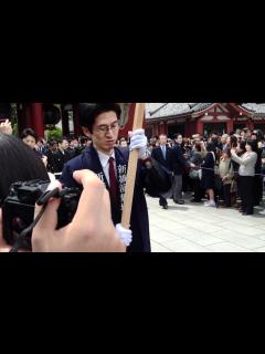 [x]二代目猿翁 四代目猿之助 九代目中車 五代目團子襲名披露お練り - YouTube