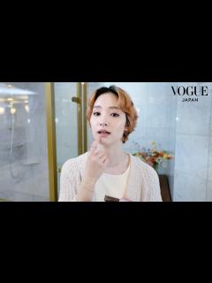 [x]剛力彩芽が、肌荒れ改善スキンケア＆大人なピンクメイクを披露。| Beauty Secrets | VOGUE JAPAN - YouTube