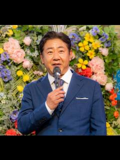 [x]錦鯉・渡辺、父親と共に“屈強な男”に救出された夏の思い出 | Narinari.com