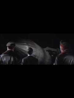 [x]Zeppelin (1971) LZ-36 Hangar Reveal - YouTube