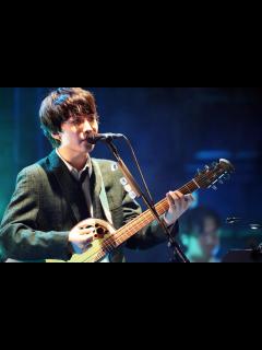 [x]【LIVE With ensemble】崎山蒼志とyamaがアンサンブルと溶け合い奏でた世界にひとつだけの音 – THE FIRST TIMES