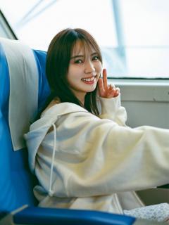 [x]櫻坂46 小林由依の2nd写真集がオリコンランキング1位獲得、未公開3カットが解禁 | ENTAME next - アイドル情報総合ニュースサイト