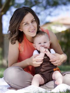 [x]無料画像 : 人, 女性, ポートレート, お手入れ, 子供時代, 母性, 家族, 幼児, 母と赤ちゃん, 両親と子供, 写真撮影, 新生児 ...