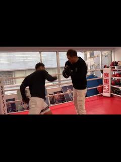 [x]元世界チャンピオンの竹原慎二さんに伝家の宝刀左ボディを伝授してもらった【ボクシング】【トレーニング】 - YouTube