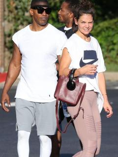 [x]Katie Holmes and Jamie Foxx Enjoy a Workout Session in Atlanta